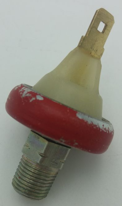 OIL PRESSURE SWITCH