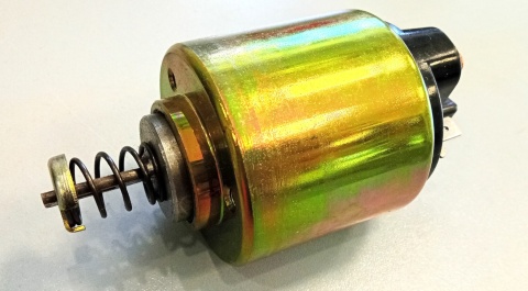 Elektromagnes ze stycznikiem rozrusznika 12V